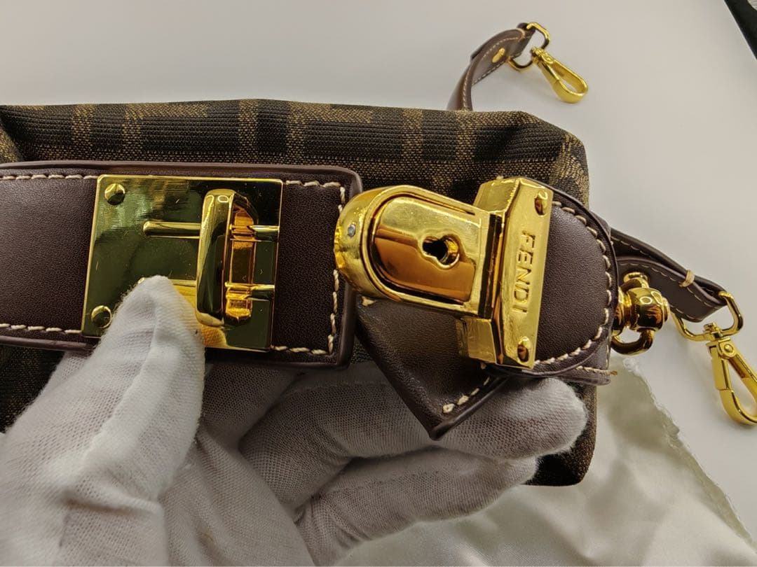 FENDI ズッカ柄 ミニハンドバッグ 2WAY ショルダーバッグ