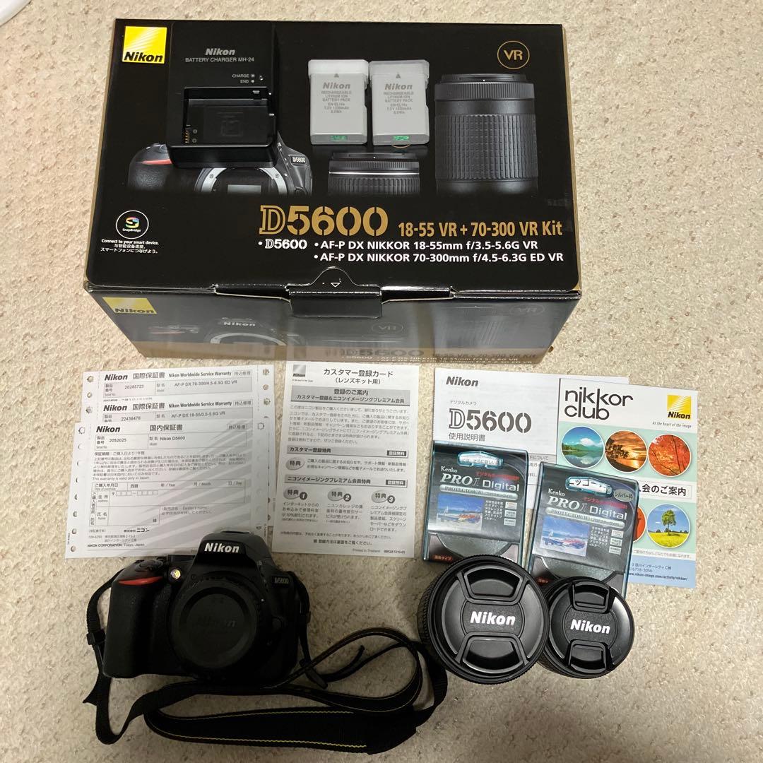 美品 Nikon D5600 ダブルレンズキット