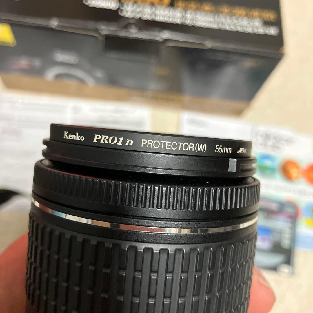 美品 Nikon D5600 ダブルレンズキット