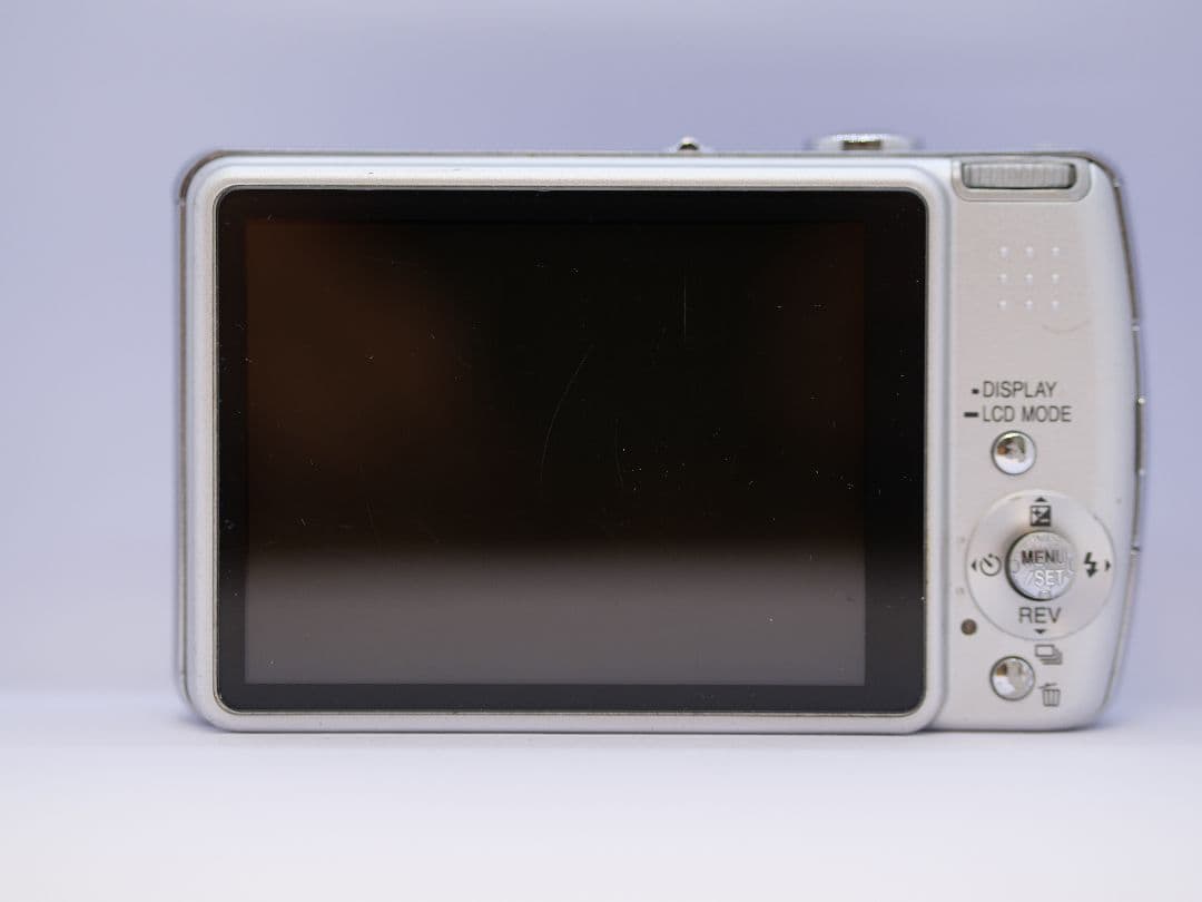 Panasonic DMC-FX50 シルバー