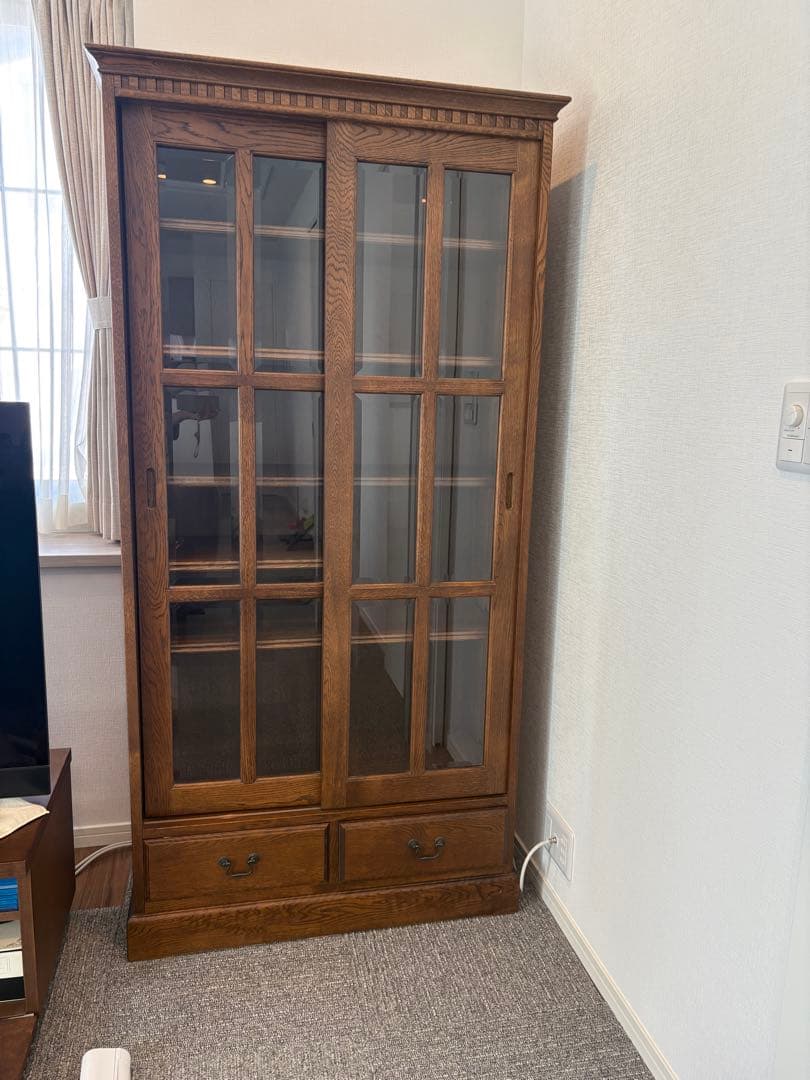 お値下げしました　葉山家具　ガラス引き戸書棚　クラッシックシリーズ