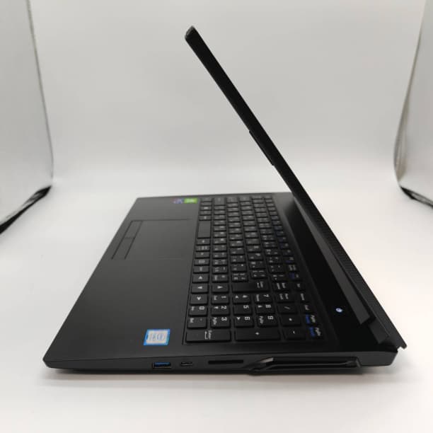 グラボ フルHD 15 マウス i7-9 SSD256GB 32GB オフィス