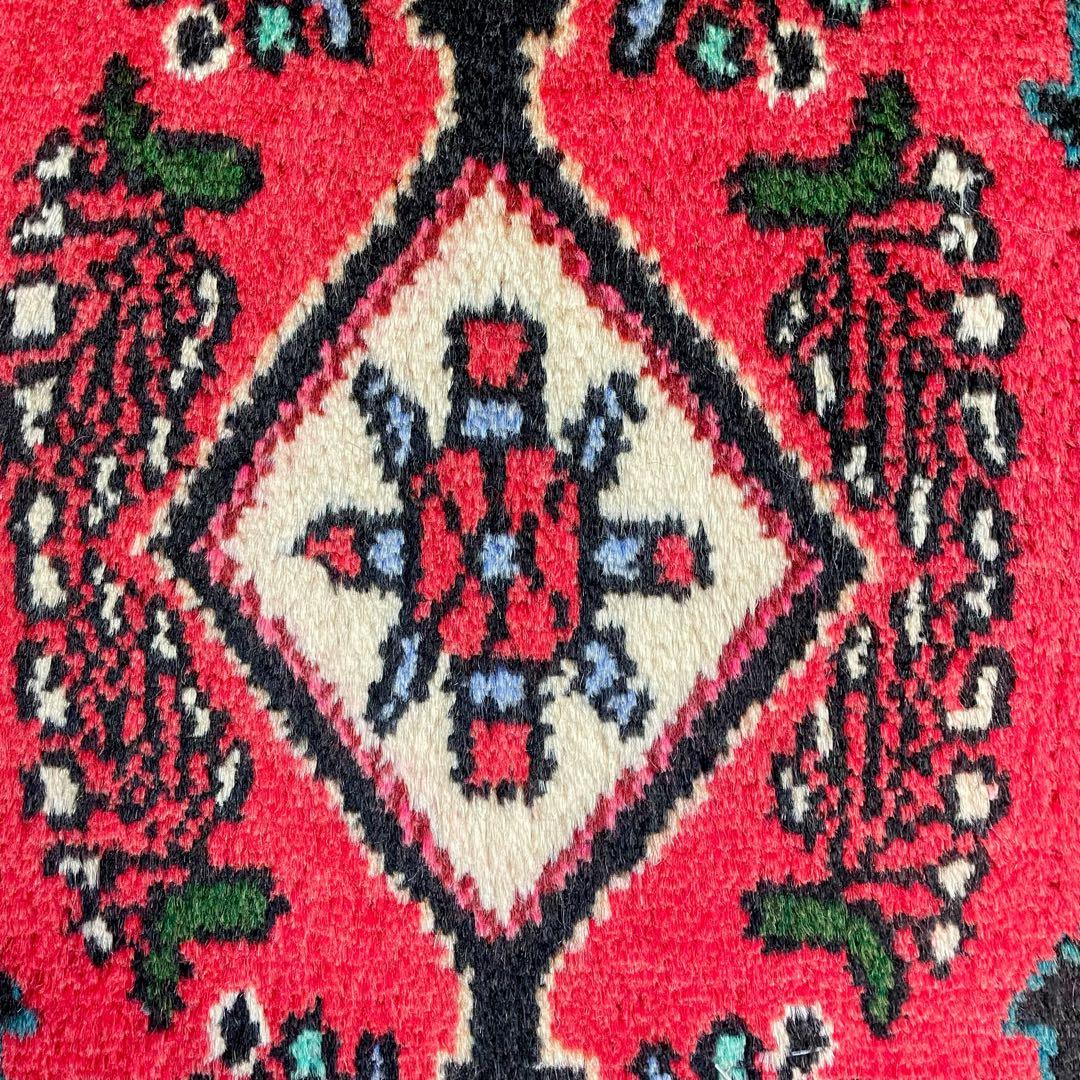 トライバルラグ ハマダン産 本物 ペルシャ絨毯 手織りサイズ 36\54cm