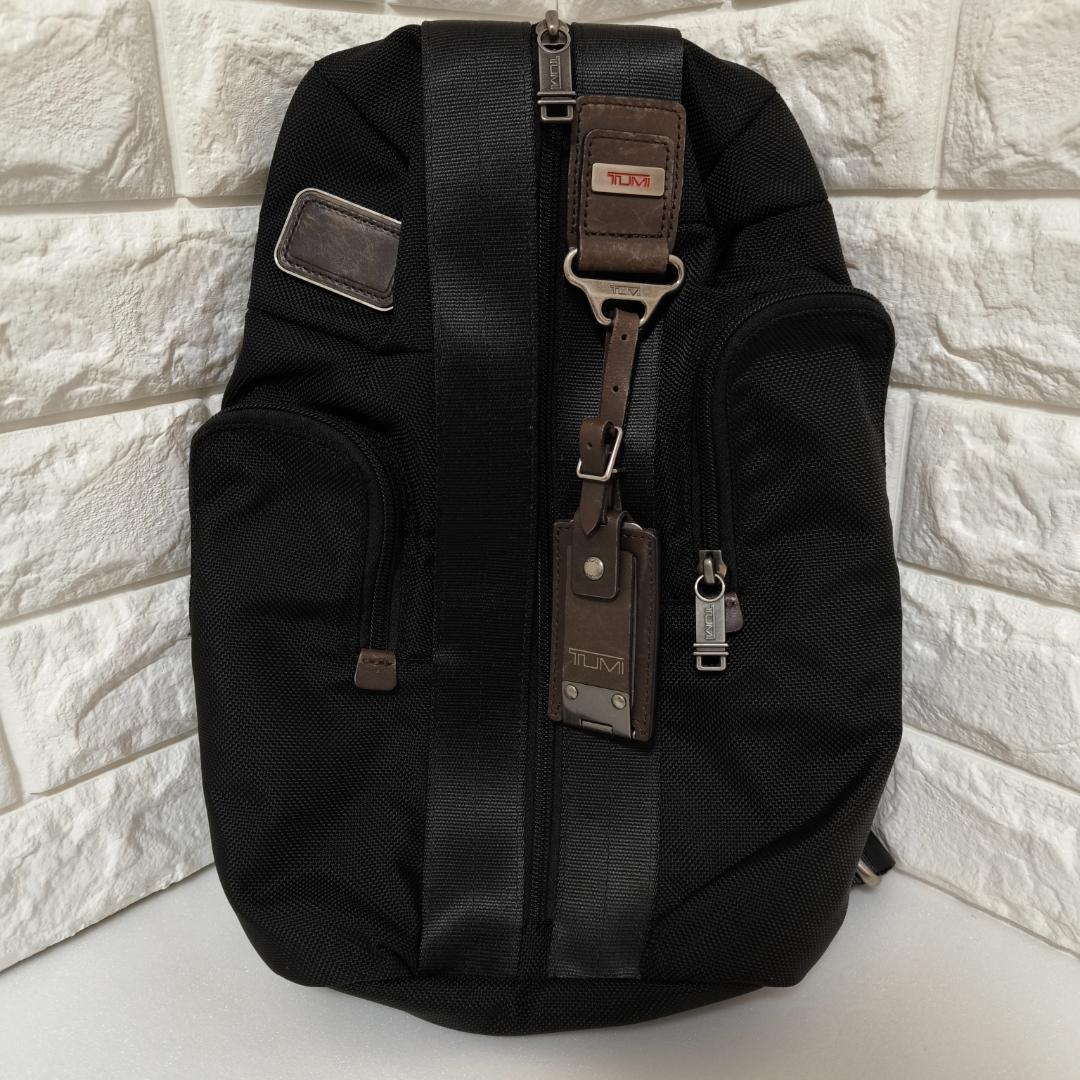 TOMI　トゥミ　ボディバック