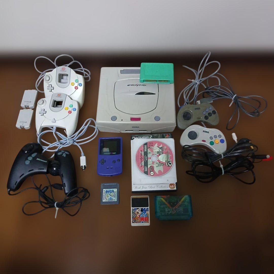 セガサターン本体&ゲームボーイカラー本体ゲームソフト(ジャンク品)