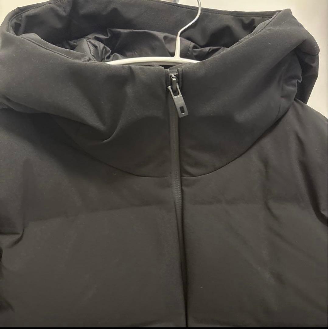 UNIQLO シームレスダウンパーカー