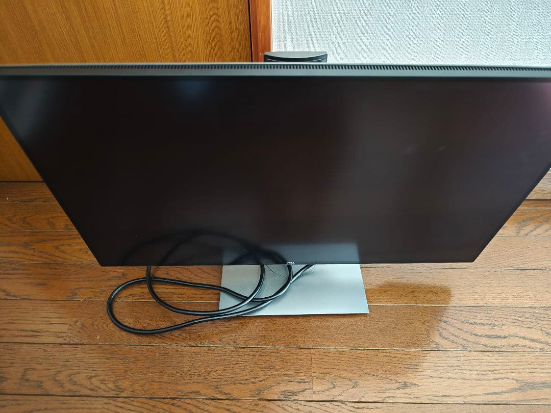 Dell U2720QM 27インチ 4K pcモニター