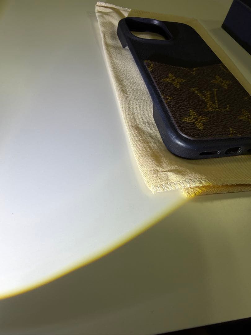 VUITTON iPhoneケース 16 PRO MAX モノグラム　正規品