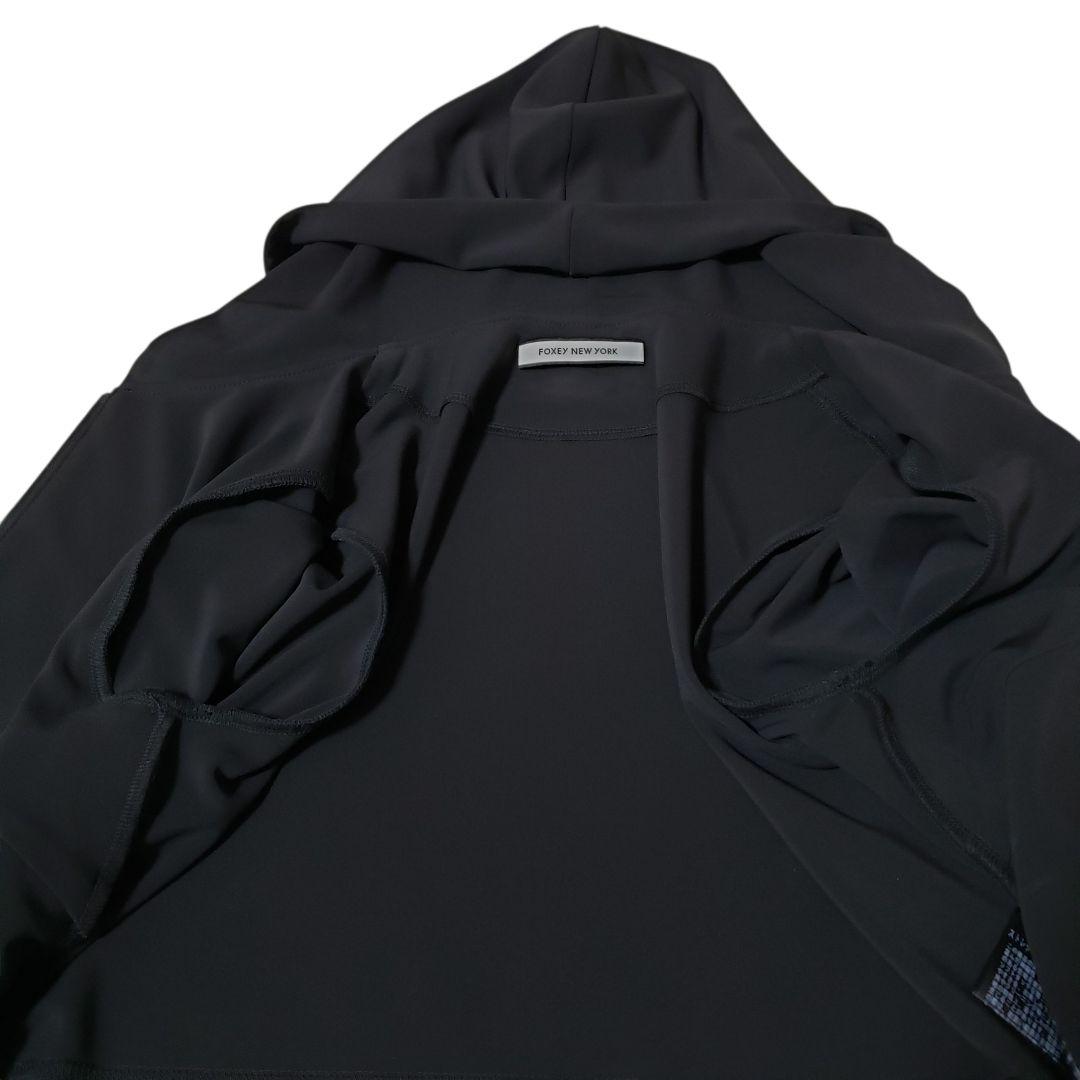FOXEY New York クロップドパーカー　レディパーカ　ジップアップ