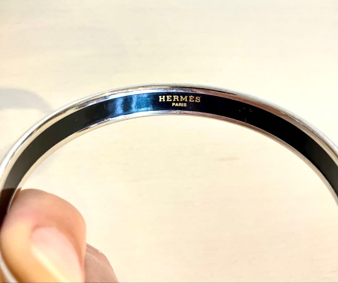 HERMES エマイユバングル 黒