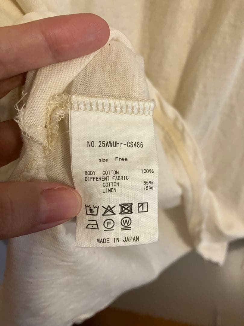 美品　Uhr ナンバー79プリント 長袖