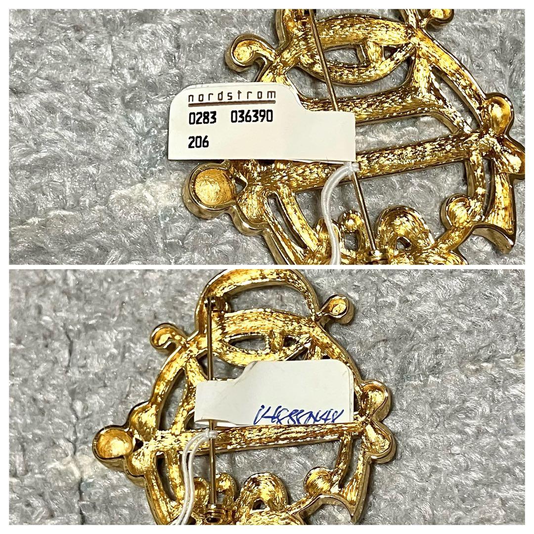 未使用保管品！クリスチャンディオール［旧ロゴ］ピンブローチ　ヴィンテージ　タグ付