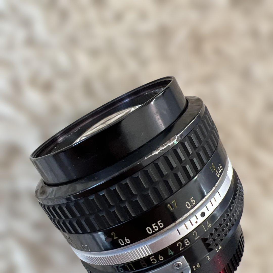 Nikon Nikkor 50mm f/1.4 単焦点レンズ