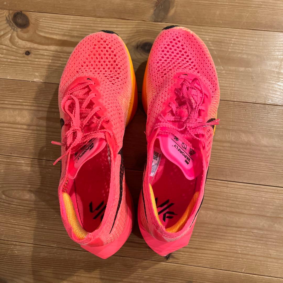 ナイキ ヴェイパーフライ ネクスト%3 26.0センチ