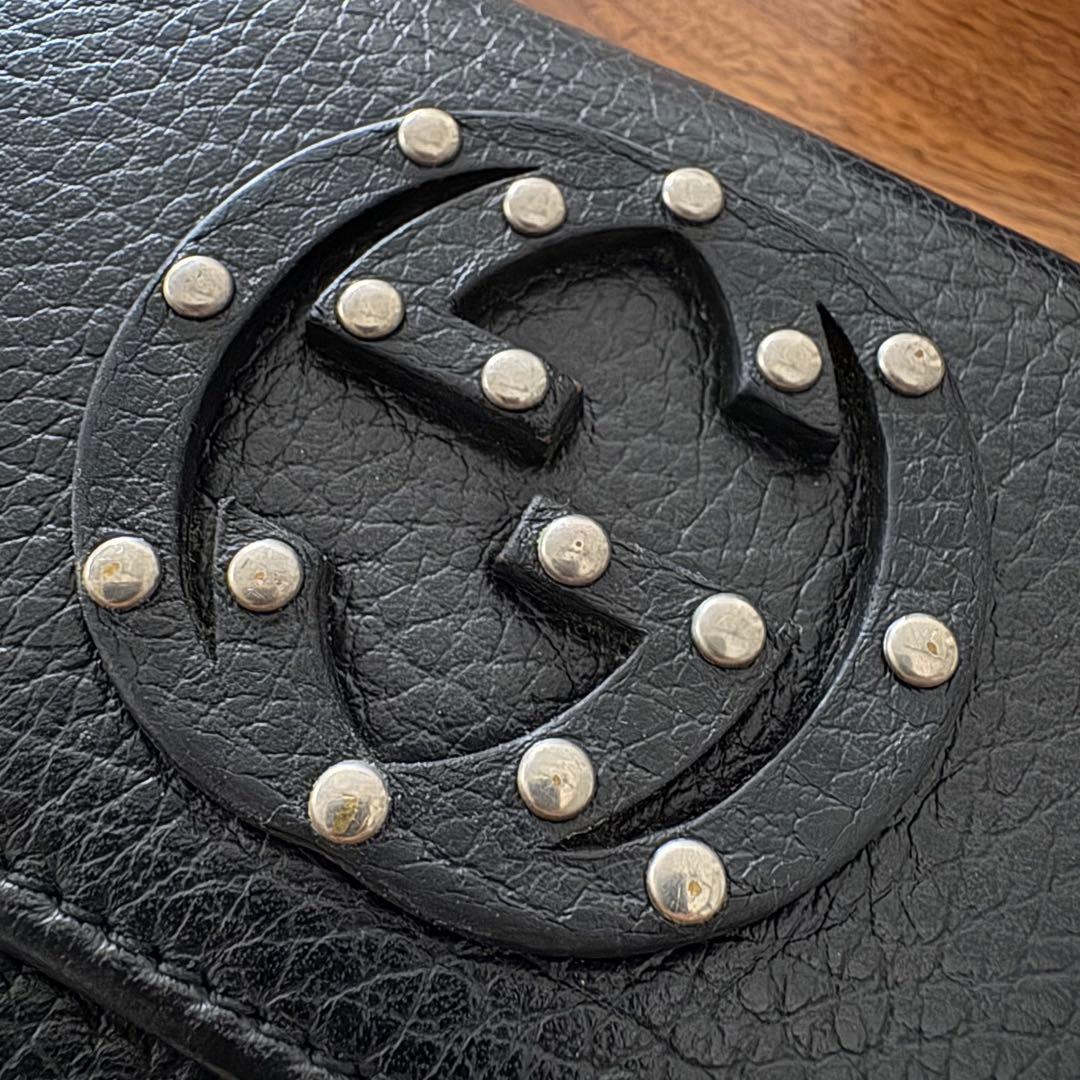 国内正規品GUCCI GGスタッズブラックレザー長財布