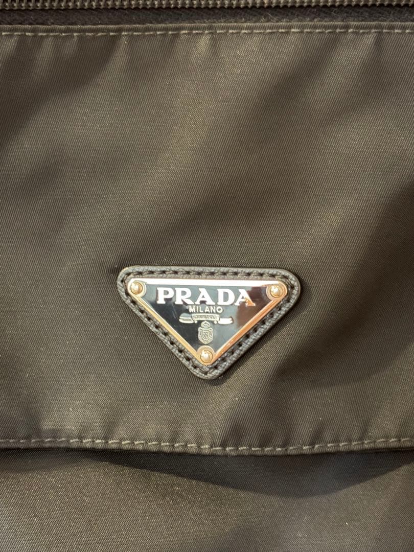 【美品】PRADAショルダーバッグ　黒