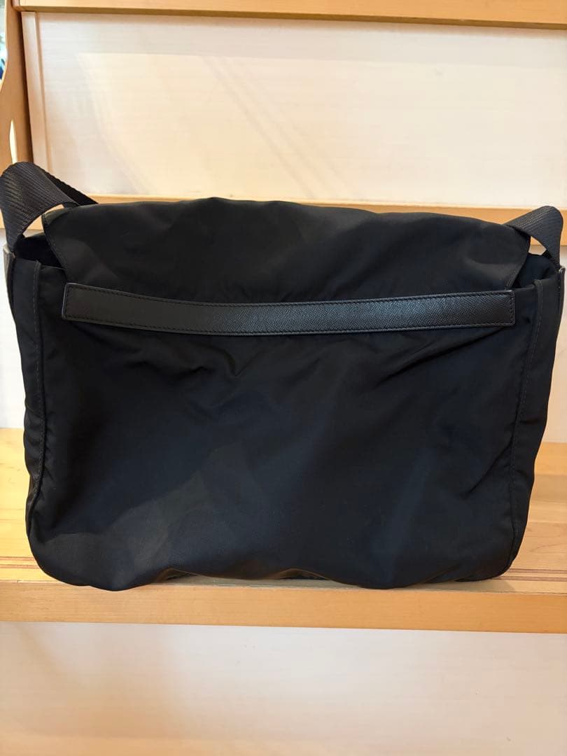 【美品】PRADAショルダーバッグ　黒