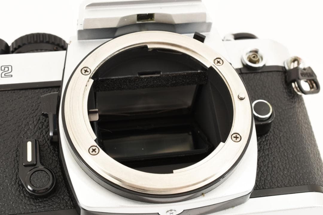 美品　NIKON NEW FM2 シルバー フィルム　モルト新品交換済 C665