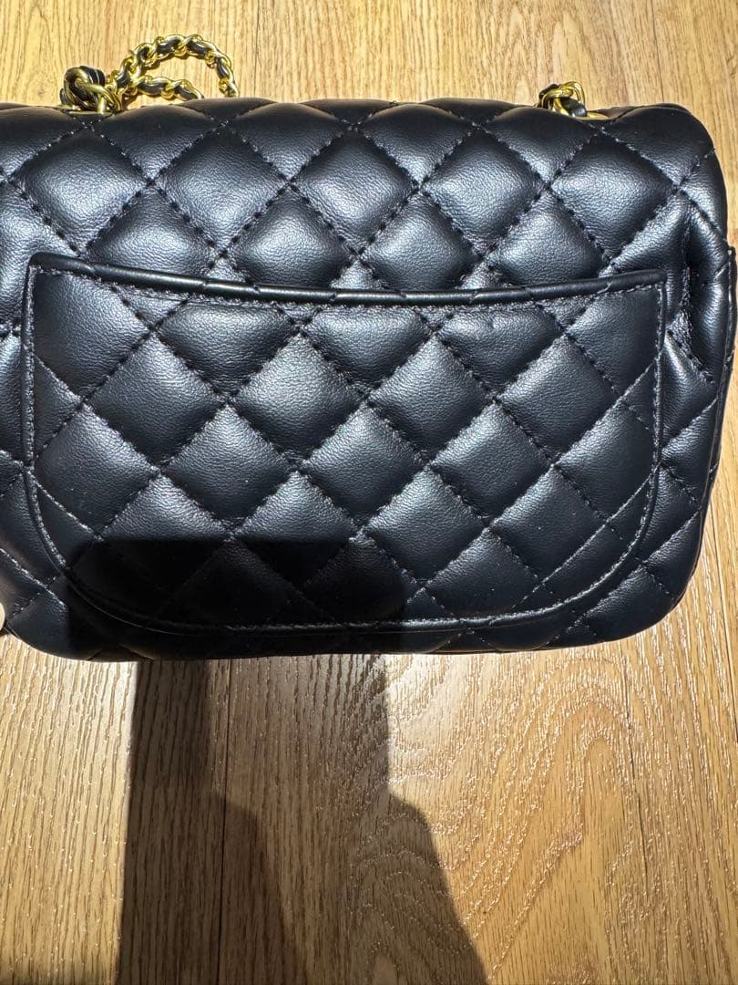 CHANEL ノベルティ ミニショルダーバッグ