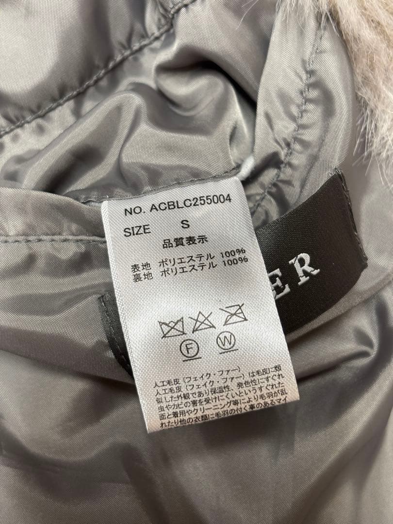 AIVER　ショートフェイクファーコート