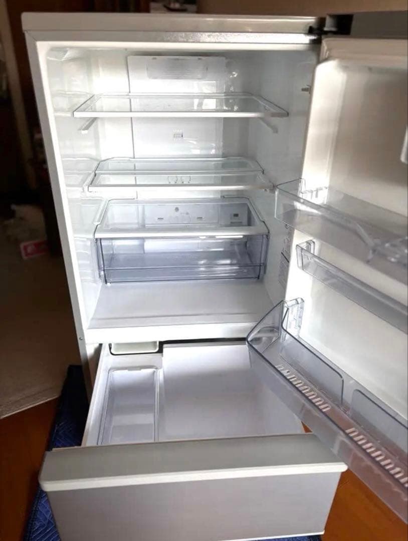 【値下げしました】アクア 3ドア冷蔵庫 AQR-27H 送料込