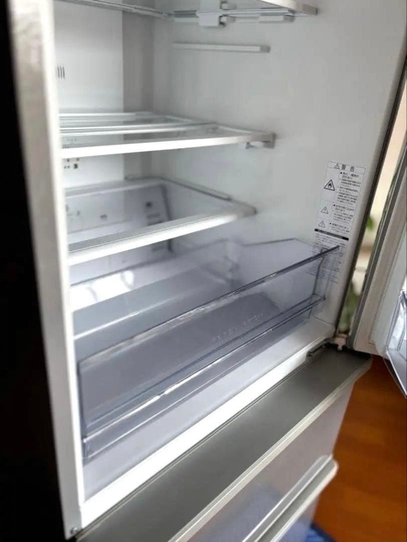 【値下げしました】アクア 3ドア冷蔵庫 AQR-27H 送料込