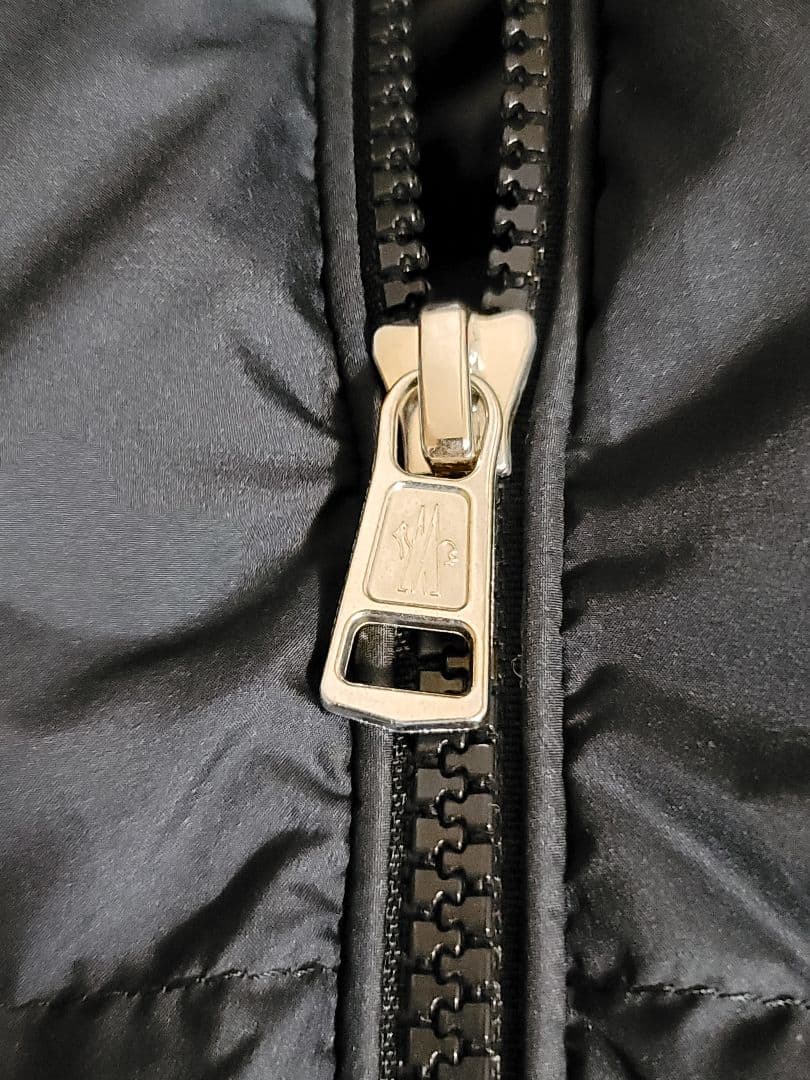 マー。モンクレール　MONCLER　CARDERE　ダウン　ブラック　3