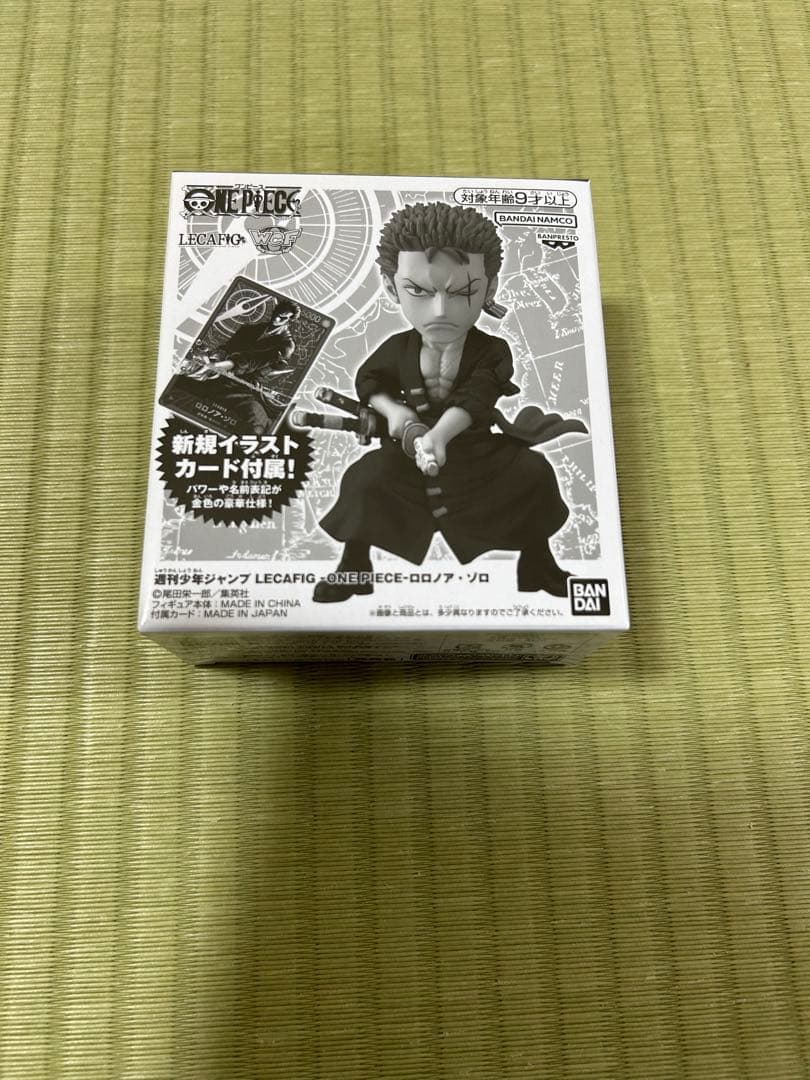 新品箱未開封　ワンピースカードゲーム　レカフィグ　ゾロ　プロモカードとフィギュア