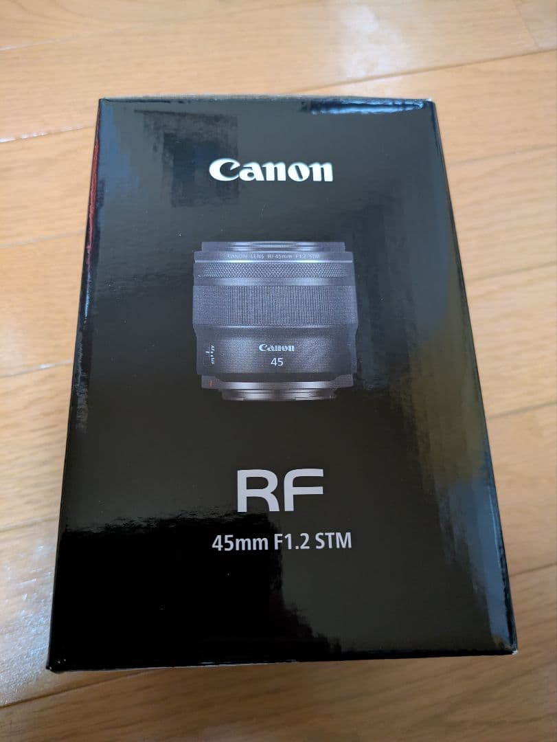 新品未使用品 CANON RF 45mm f1.2 STM