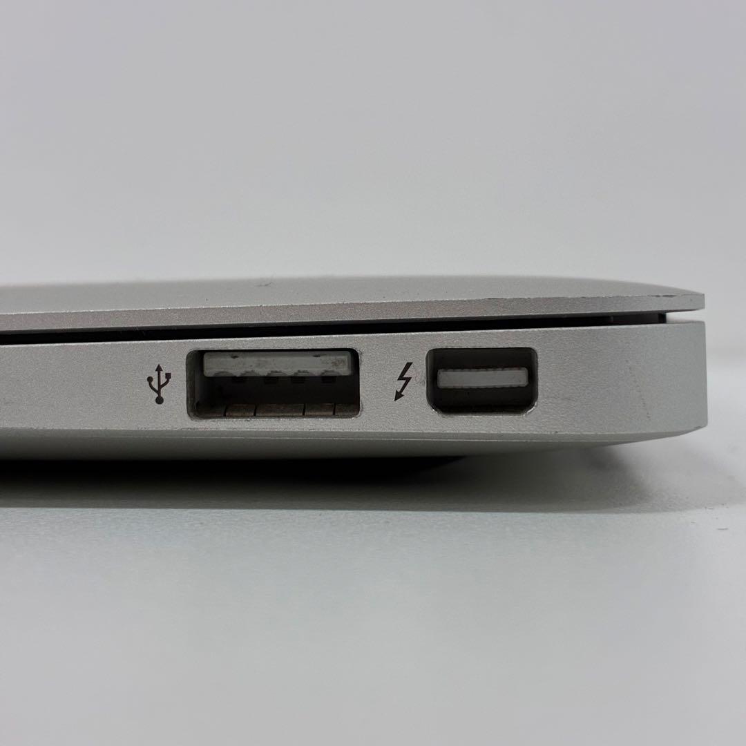 MacBook Air A1465 本体（初期化済み）