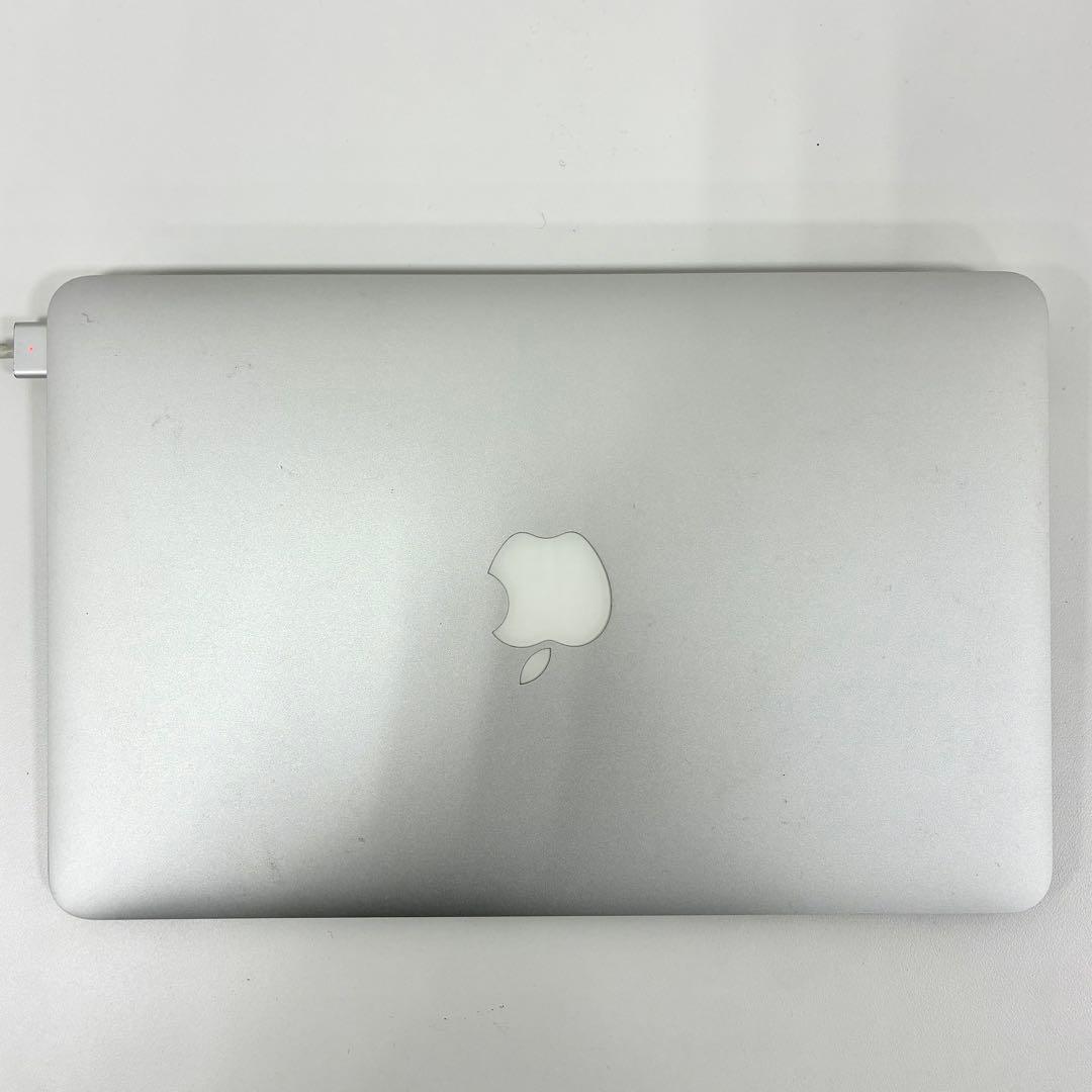 MacBook Air A1465 本体（初期化済み）