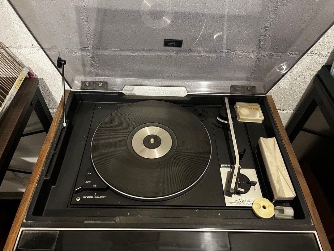 victor レコードプレーヤー