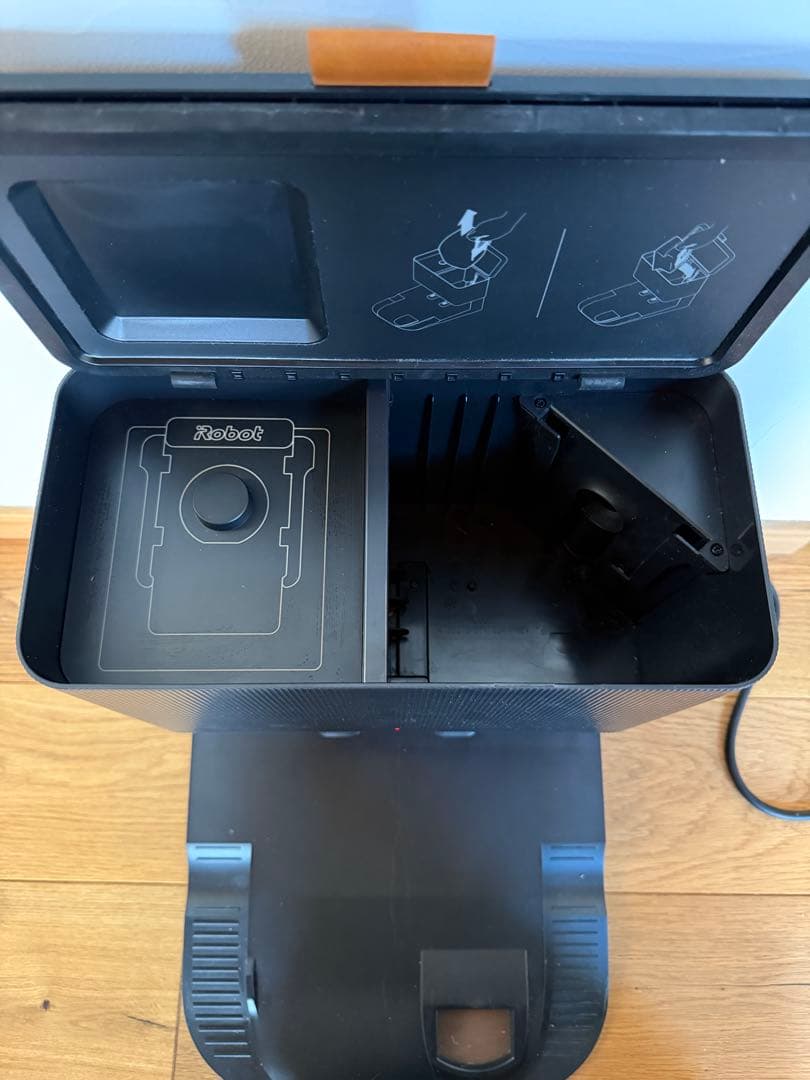 iRobot ロボット掃除機 本体 ブラック Roombaj7+ j755860