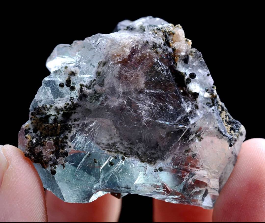 天然石 フローライト 鉱物　湖南省産　ヤオガンシャンフローライト原石