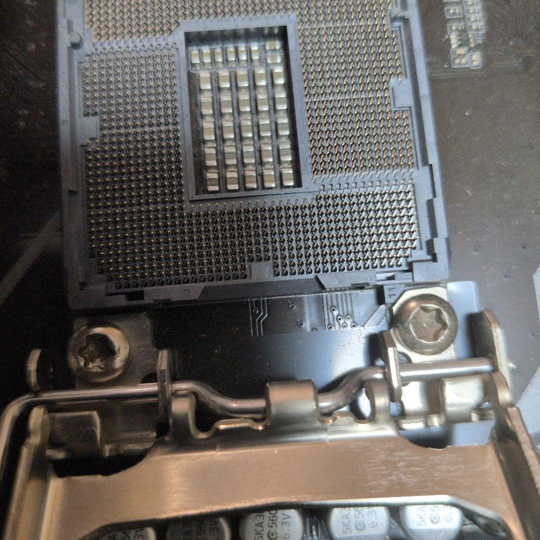 GIGABYTE Z490 UD AC マザーボード