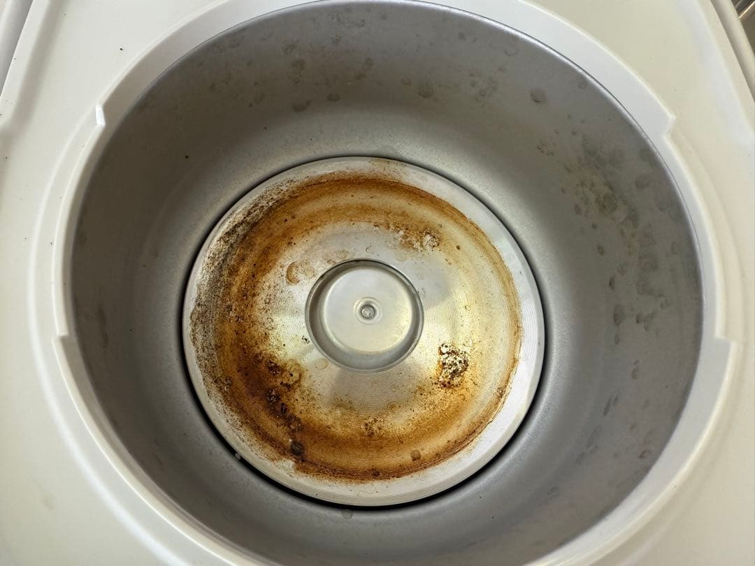 【高年式】2022年式 3合 0.54LSHARP 炊飯器 KS-F5E8-W