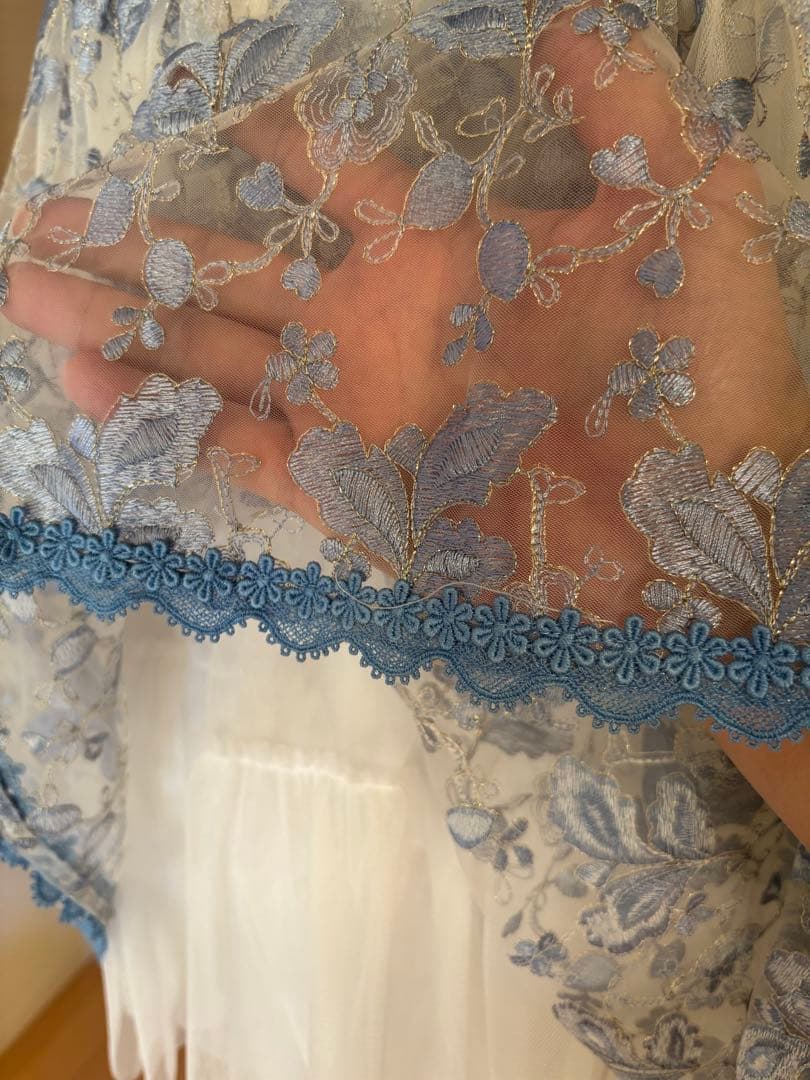 【試着のみ】mezzo piano メゾピアノ　ドレス　ワンピース　刺繍