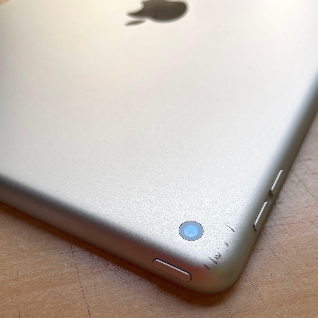 iPad 第7世代　A2197 Wi-Fiモデル　シルバー　32GB 美品
