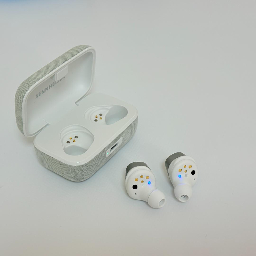 イヤホン MOMENTUM True Wireless 4 + BTD600