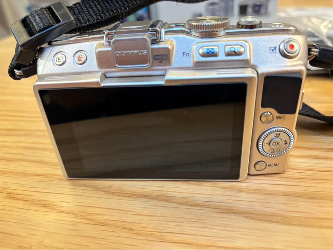 OLYMPUS PEN Lite E-PL6 ダブルレンズセット 付属品多数