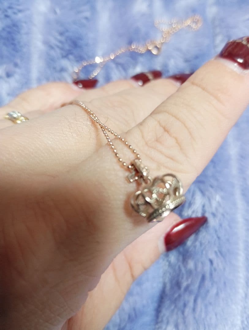 ★お値下美品方K10金 王冠型ネックレス 0.01ctダイヤピンク