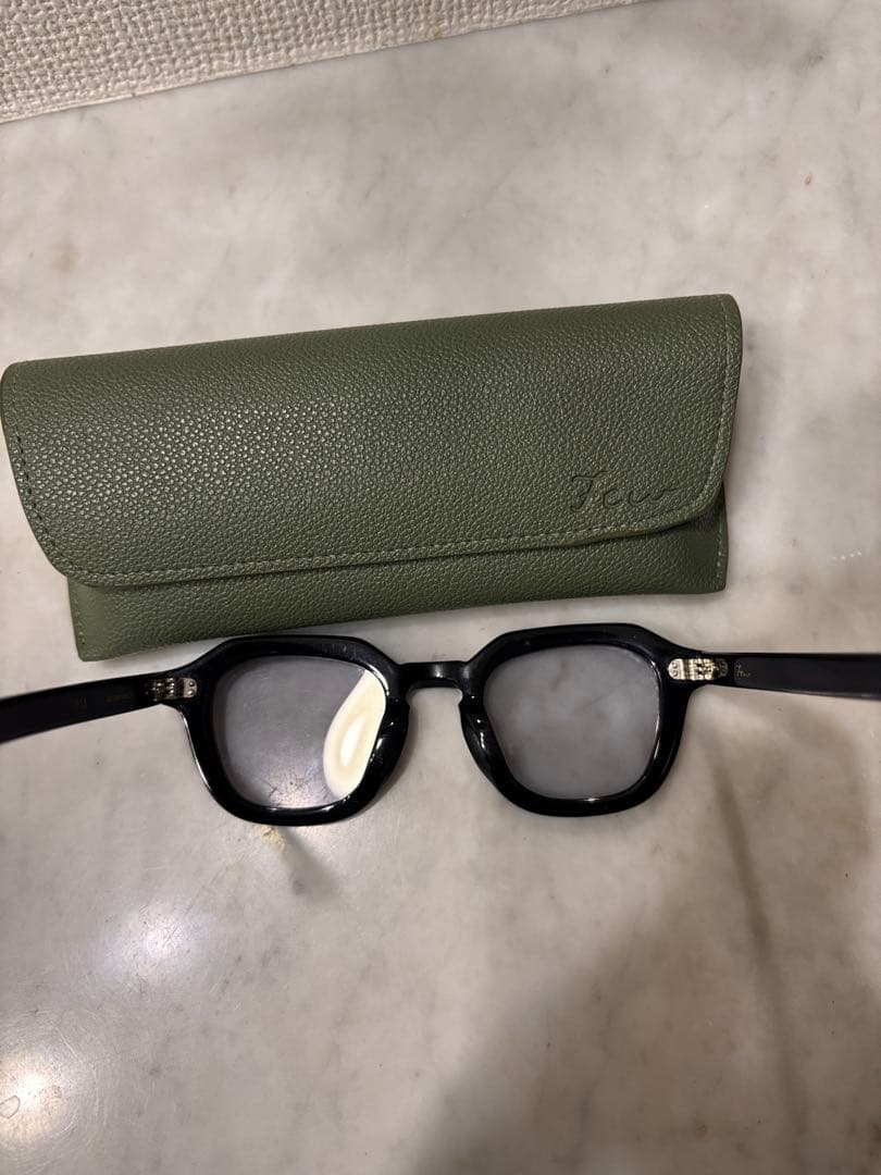 Few by NEW. F13 Black ブラック　サングラス