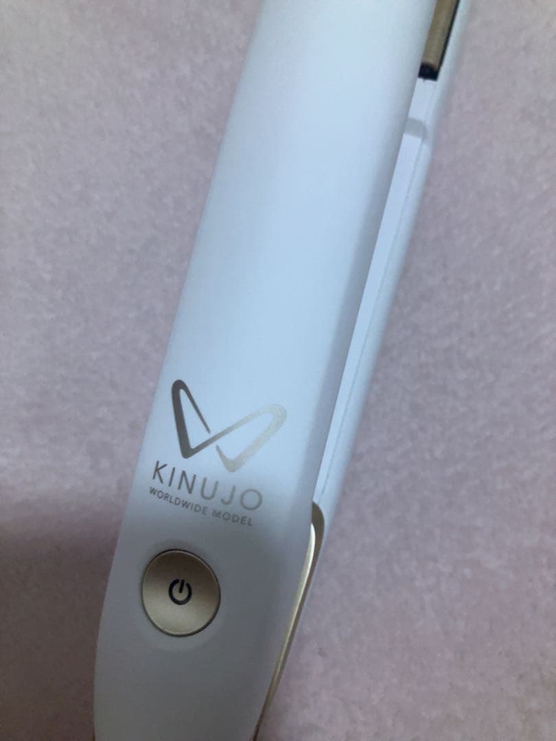 【保証書付き】KINUJO ストレートヘアアイロン ホワイト