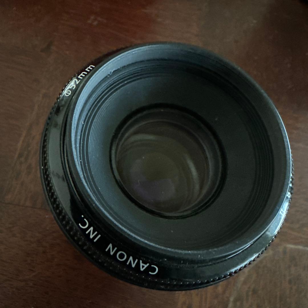 Canon EF 50mm f/1.8 II レンズ