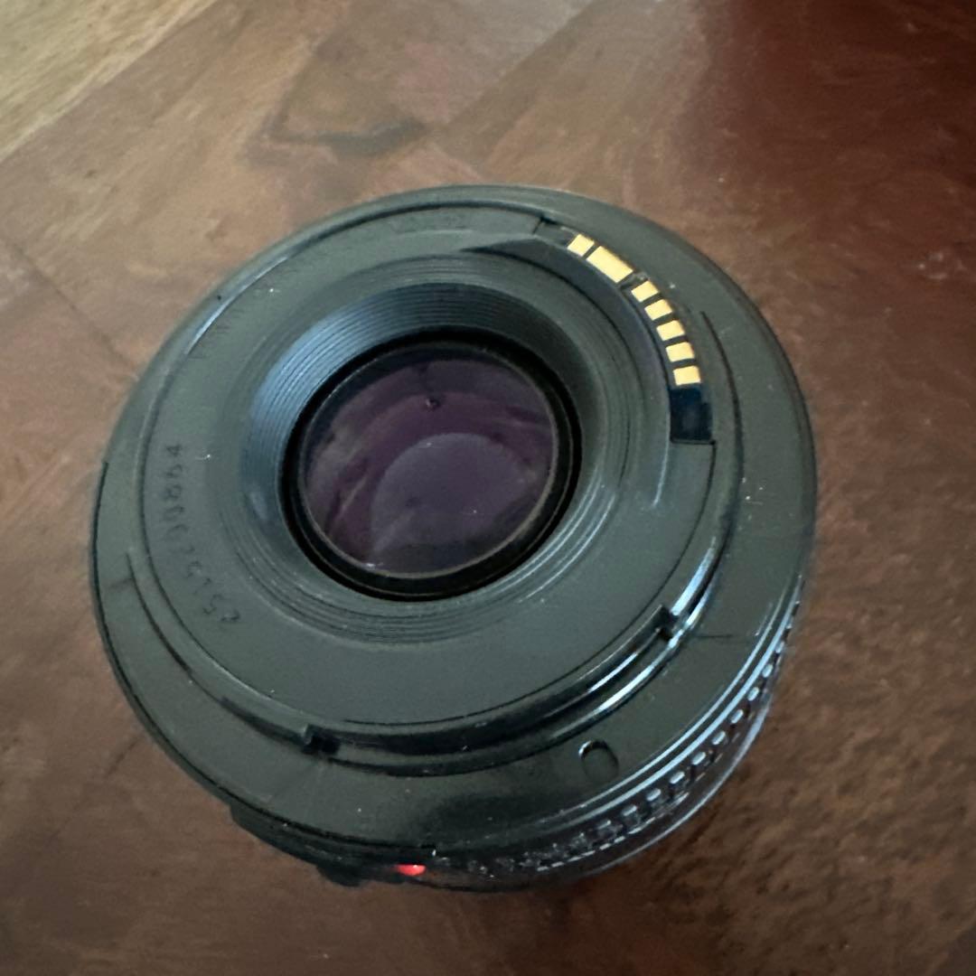 Canon EF 50mm f/1.8 II レンズ