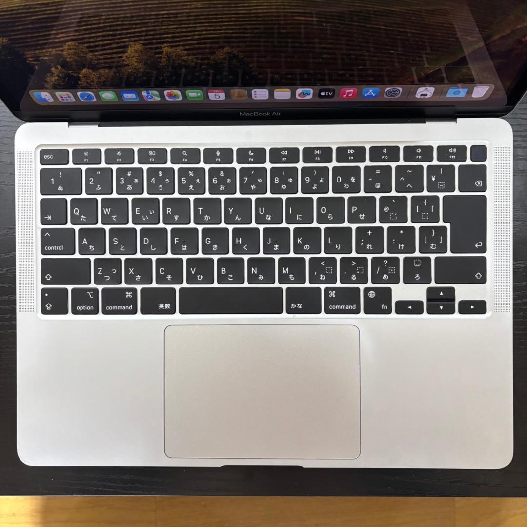 【美品】 MacBook Air 13インチ M1 2020年製 A2337