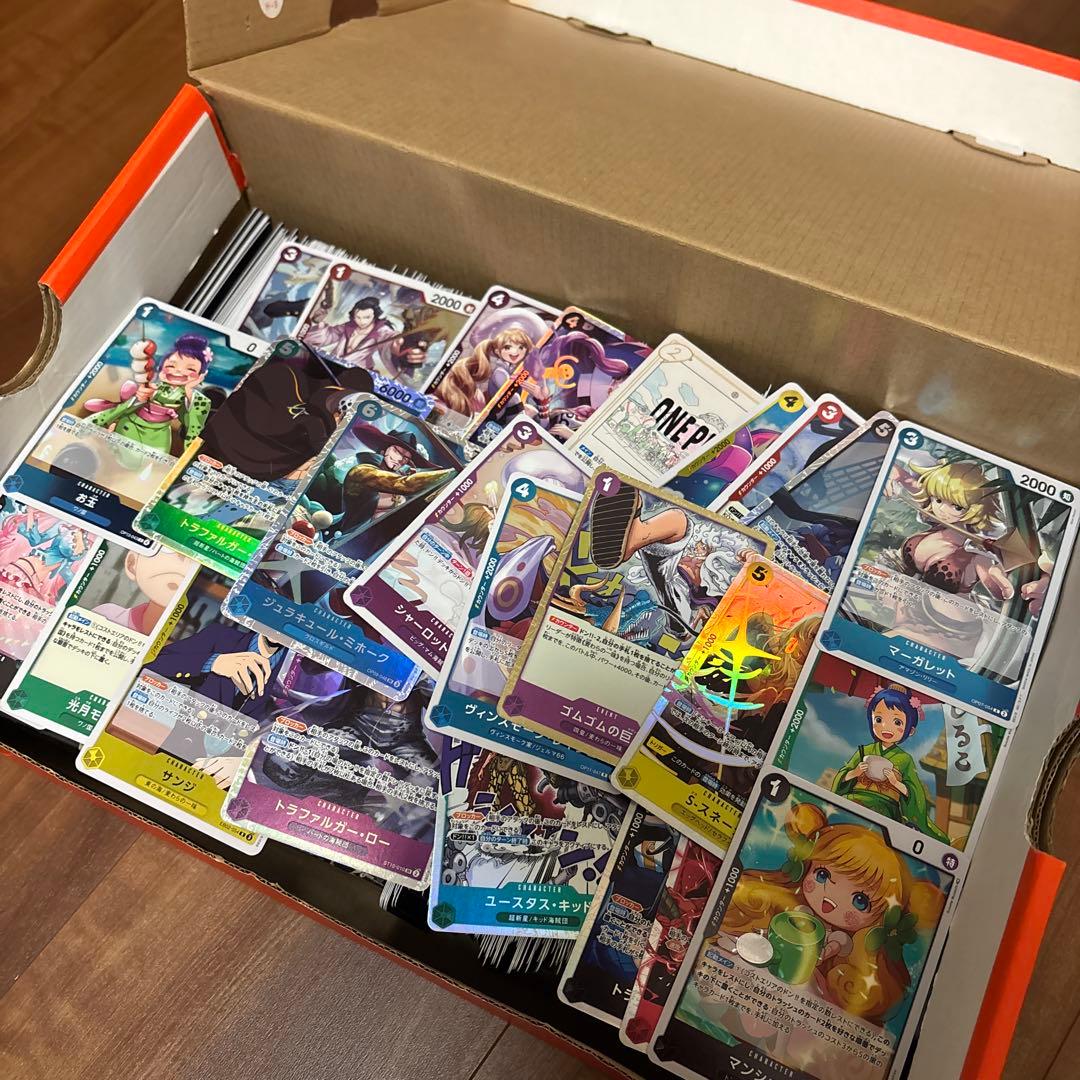 ワンピースカードゲーム　まとめ売り　光り物のみ　１０００枚