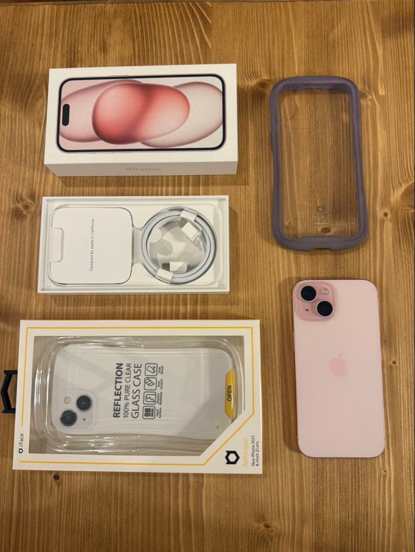 クレア 様　　Apple iPhone 15ピンク 256GB 本体 付属品あり