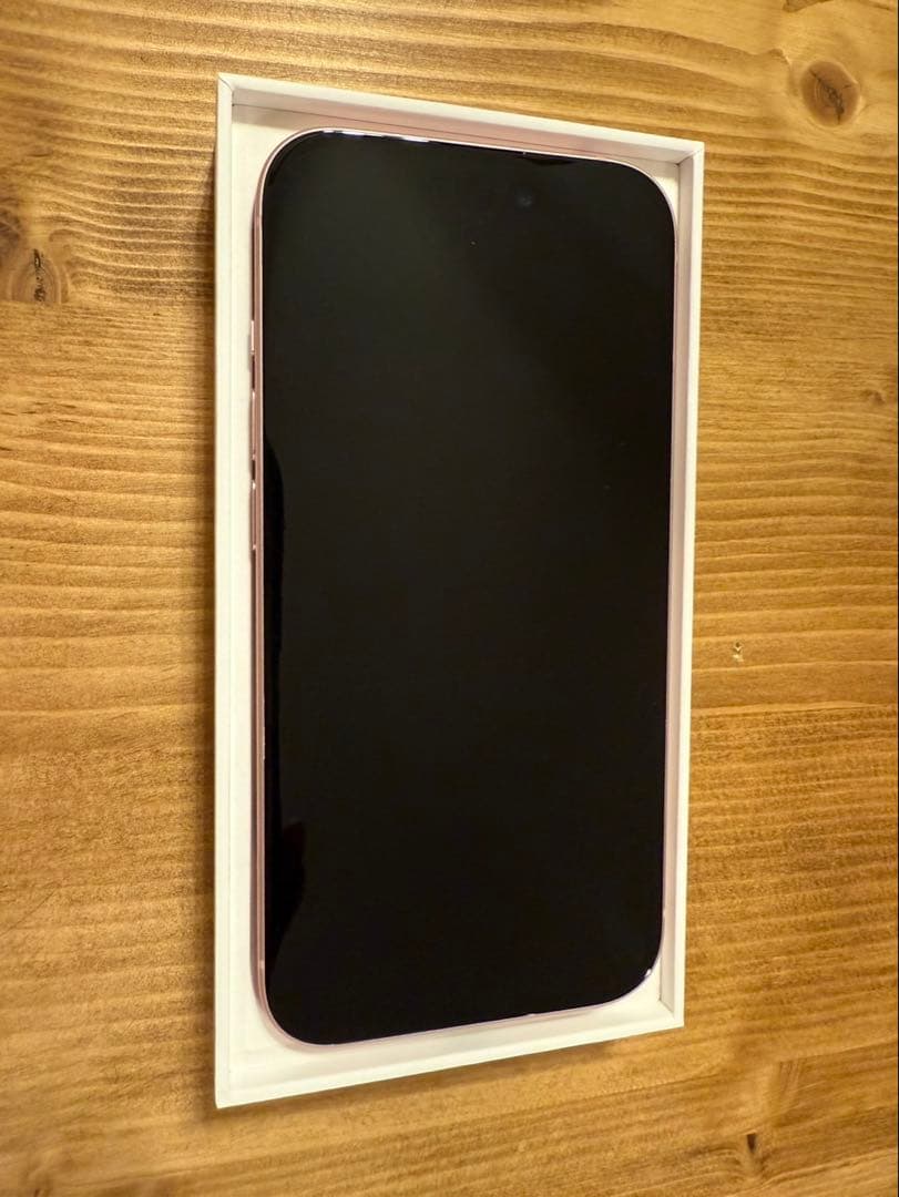 クレア 様　　Apple iPhone 15ピンク 256GB 本体 付属品あり