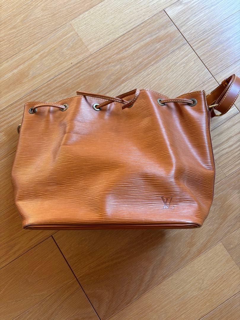 ヴィトンバケットバッグ ブラウン